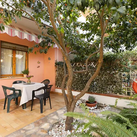 Il Giardinetto By Elbasummer Apartment Porto Azzurro