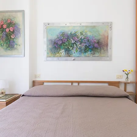 Apartment Il Giardinetto By Elbasummer Porto Azzurro